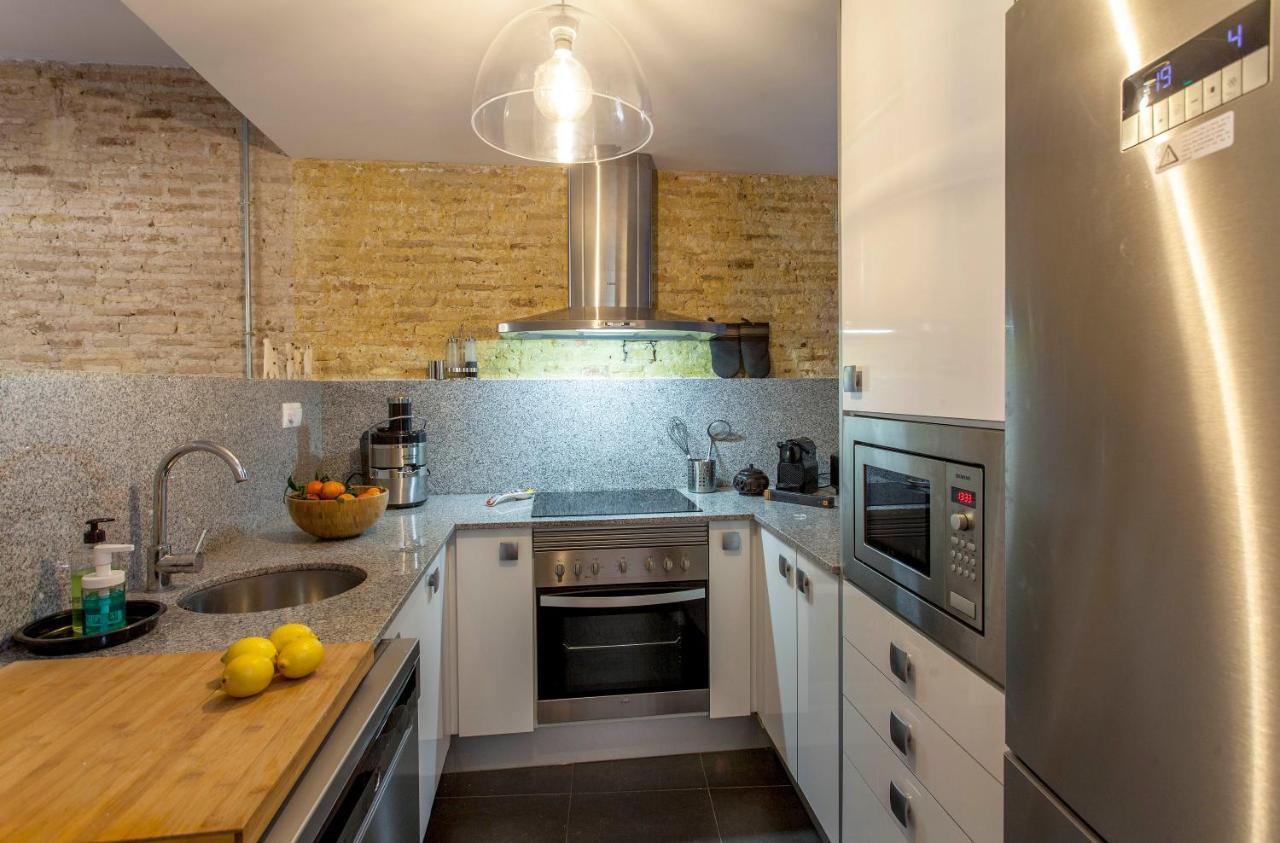 Luxurious & Alluring Home In Historic Town Valensiya Dış mekan fotoğraf