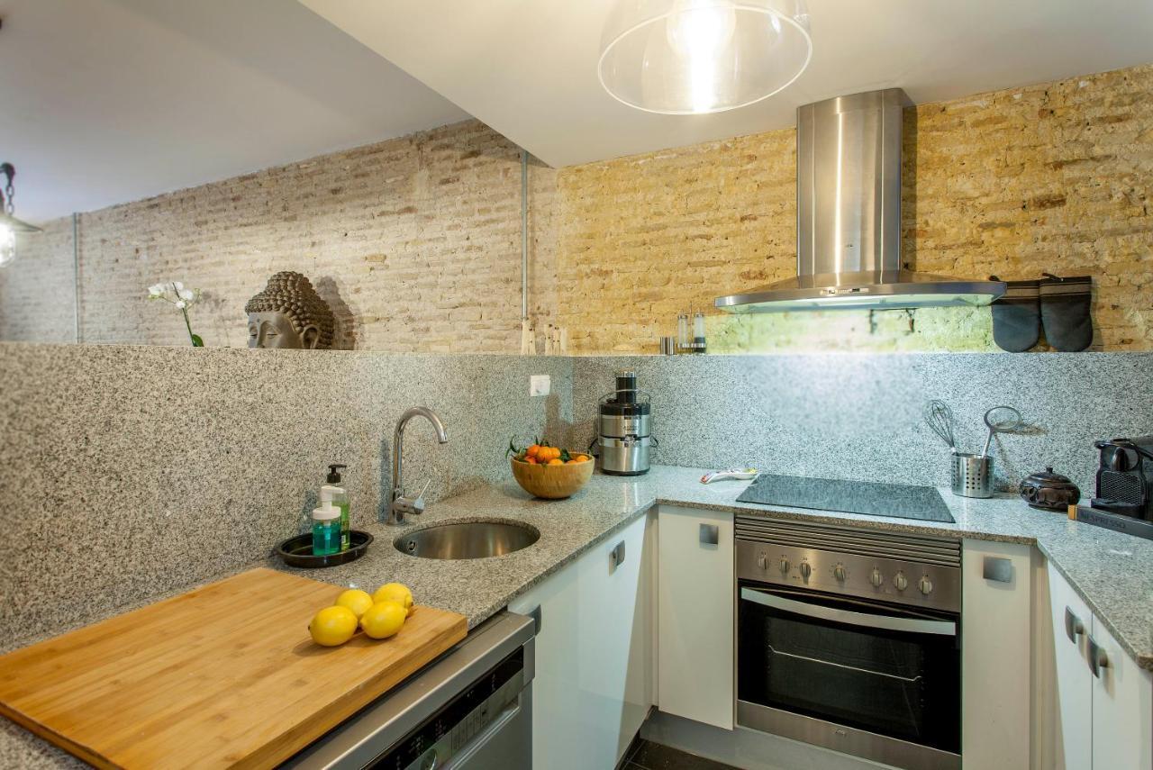 Luxurious & Alluring Home In Historic Town Valensiya Dış mekan fotoğraf