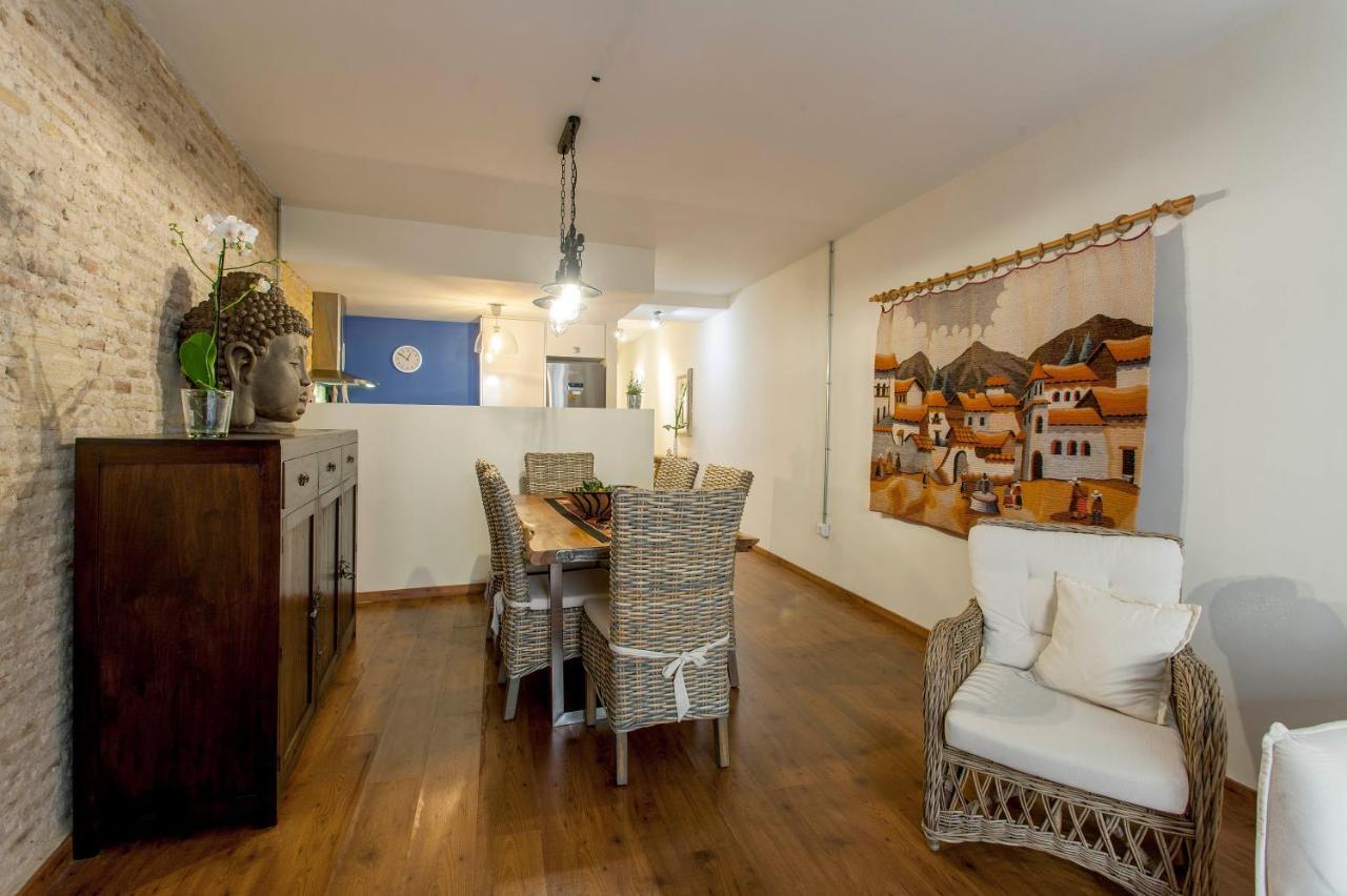 Luxurious & Alluring Home In Historic Town Valensiya Dış mekan fotoğraf