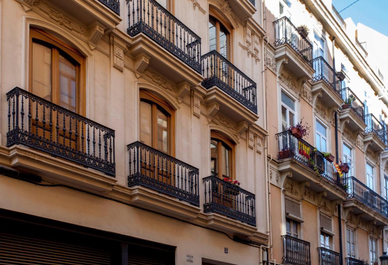 Luxurious & Alluring Home In Historic Town Valensiya Dış mekan fotoğraf